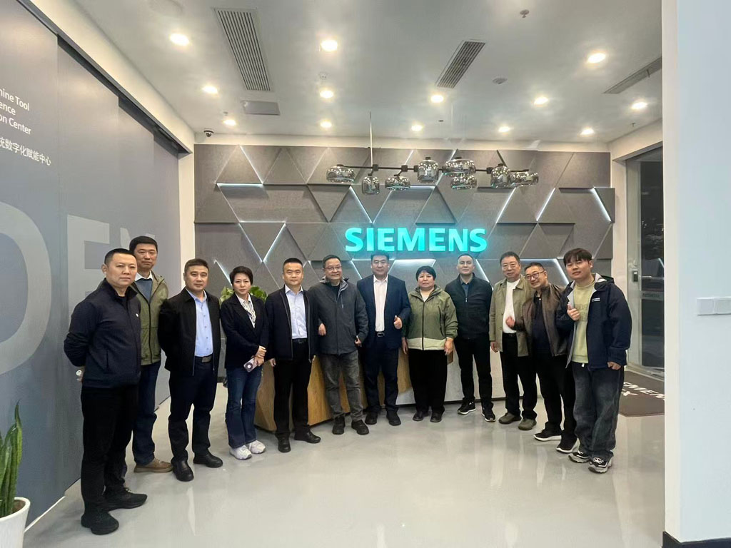 以“他山之石”鍛造發(fā)展新引擎：星火數(shù)控赴寧滬開展高端對標(biāo)，擘畫數(shù)字化轉(zhuǎn)型新藍(lán)圖