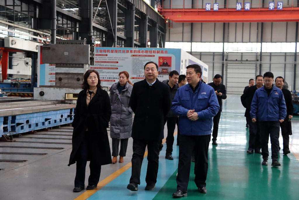 國研智庫調(diào)研組蒞臨星火數(shù)控公司調(diào)研 國研智庫調(diào)研組蒞臨星火數(shù)控公司調(diào)研