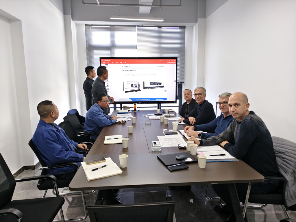 德國客戶一行到訪星火數(shù)控共商合作 共謀發(fā)展 德國客戶一行到訪星火數(shù)控共商合作 共謀發(fā)展